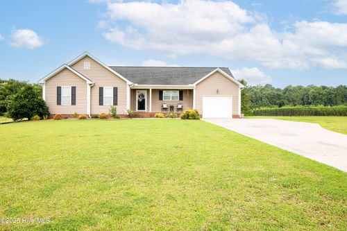 118 Northgate Ln, Clinton, NC, 28328-5705 | Card Image