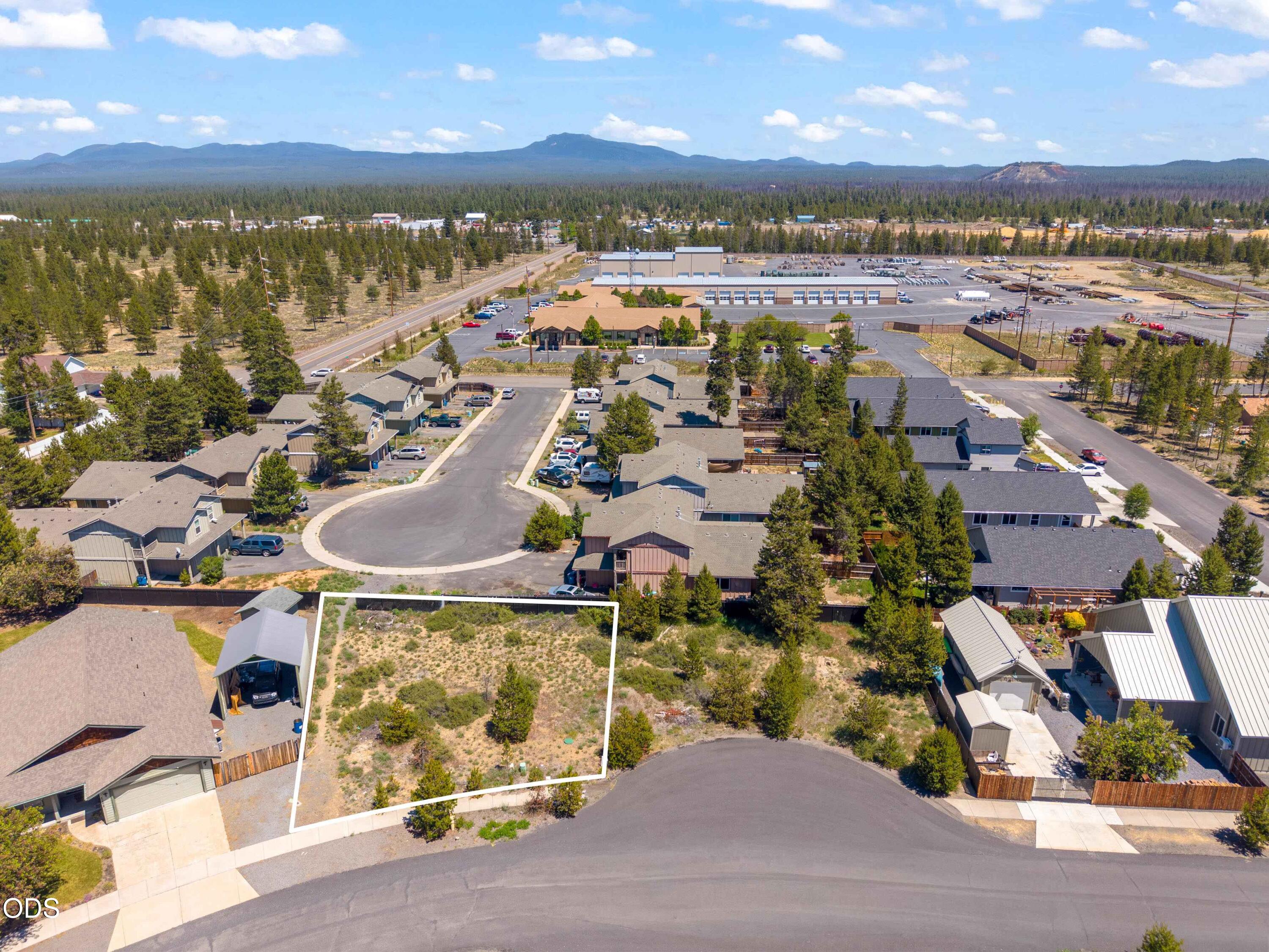 Land in La Pine 5