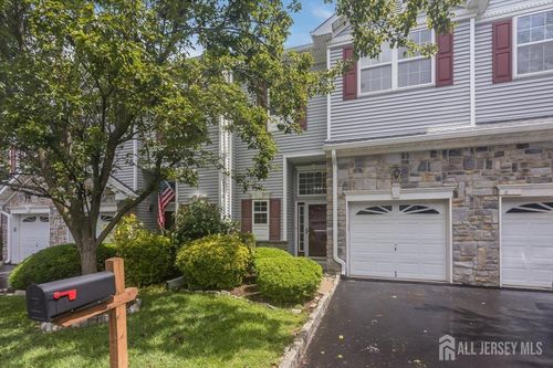 3 Rozalyn Ln, South Amboy, NJ, 08879-2913 | Card Image