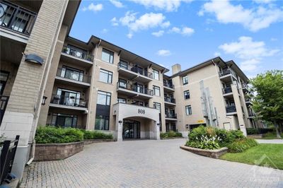 105 - 808 Bronson Ave, Condo with 2 bedrooms, 2 bathrooms and 1 parking in Ottawa ON | Image 2