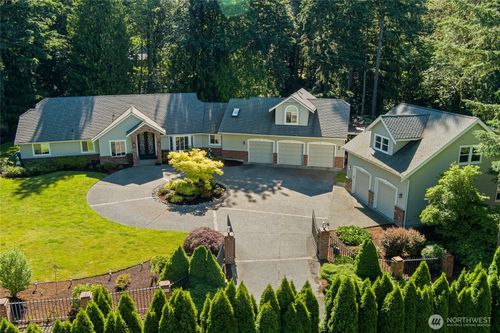 15618 163rd Ave Ne, Woodinville, WA, 98072-8934 | Card Image
