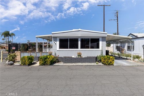 55-880 N Lake St, Hemet, CA, 92544 | Card Image