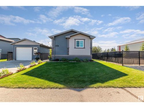 13 Laurel Dr, Morinville, AB, T8R2P7 | Card Image