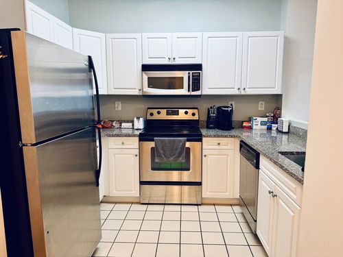 102-1 Cityview Lane, Quincy, MA, 02169 | Card Image