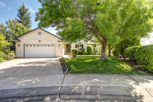 5878 Diamond Ridge Dr, Redding, CA, 96003-5414 | Card Image