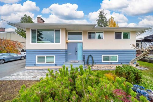 9476 Dawson Cres, Delta, BC, V4C5G9 | Card Image