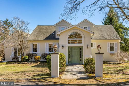 596 Millstone River Rd, BELLE MEAD, NJ, 08502-4702 | Card Image
