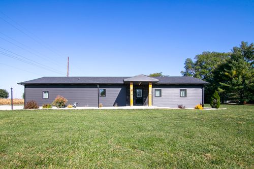 507 N Secor St, Gilman, IL, 60938-1028 | Card Image