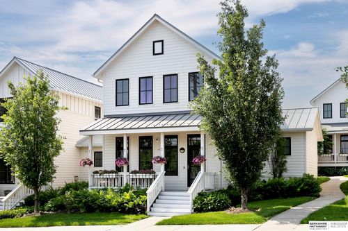 709 Pacific St, Omaha, NE, 68108-3220 | Card Image