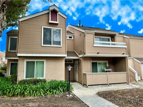 apt-e-10432 W Briar Oaks Dr, Stanton, CA, 90680-4241 | Card Image