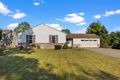 11930 Willowind Court, House other with 3 bedrooms, 2 bathrooms and null parking in Fort Wayne IN | Image 2