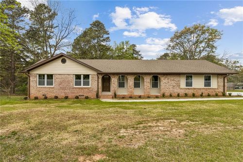 2526 Hamill Dr, Buford, GA, 30519-3906 | Card Image