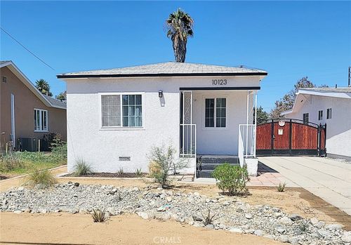 10123 Beach St, Bellflower, CA, 90706 | Card Image