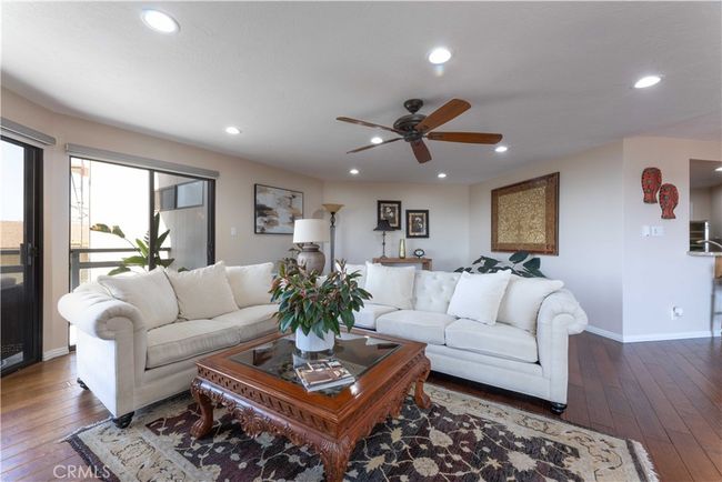 2B - 2270 Stanley Ave, Condo with 2 bedrooms, 2 bathrooms and 2 parking in Signal Hill CA | Image 16