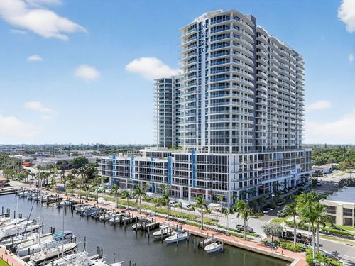 1906-220 Lake Shore Dr, Lake Park, FL, 33403-3584 | Card Image