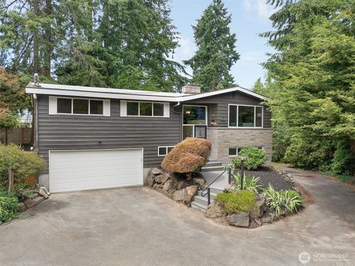 15513 Palatine Lane N, Shoreline, WA, 98133 | Card Image