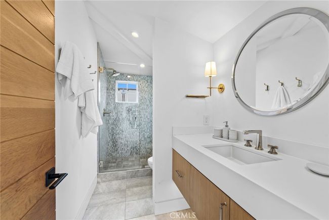 2148 E Oceanfront, House other with 5 bedrooms, 5 bathrooms and 3 parking in Newport Beach CA | Image 49