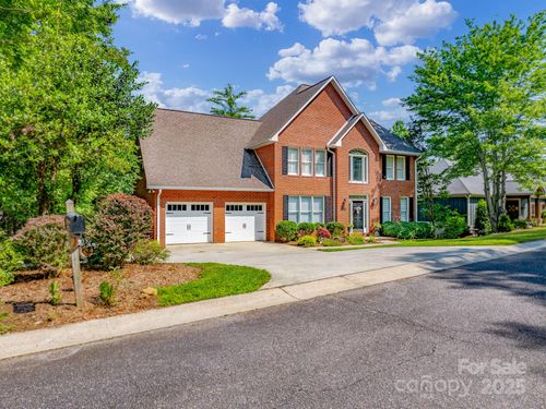 357 Lentz Landing Ln, Nebo, NC, 28761-7632 | Card Image