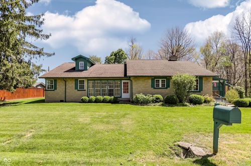 8644 S Addison Ave, Knightstown, IN, 46148-9627 | Card Image