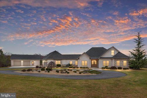 2996 Hawk Ln, Broadway, VA, 22815-3156 | Card Image