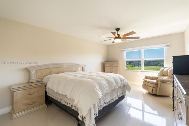 APT-415K - 1300 Sw 125 Th Ave, Condo with 2 bedrooms, 2 bathrooms and null parking in Pembroke Pines FL | Image 18