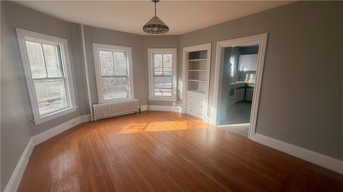 157 Armington St, Cranston, RI, 02905-4036 | Card Image