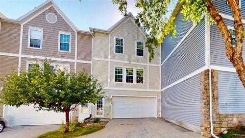 3013 Sw Sharmin Ln, Ankeny, IA, 50023-8932 | Card Image