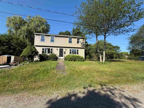 21 Versailles Avenue, Portsmouth, NH, 03801 | Card Image