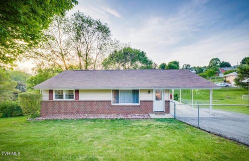 605 Bell Ridge Rd, Kingsport, TN, 37665-1208 | Card Image