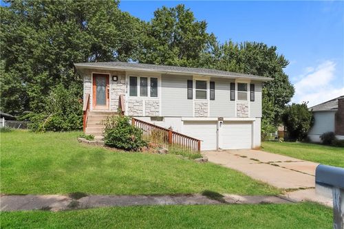 17816 Greentree Ave, Independence, MO, 64057-1033 | Card Image
