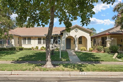 2241 Rose Arbor Dr, Sacramento, CA, 95835-2173 | Card Image