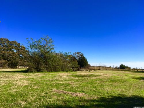1152 A County Road 227, Falls City, TX, 78113-2630 | Card Image