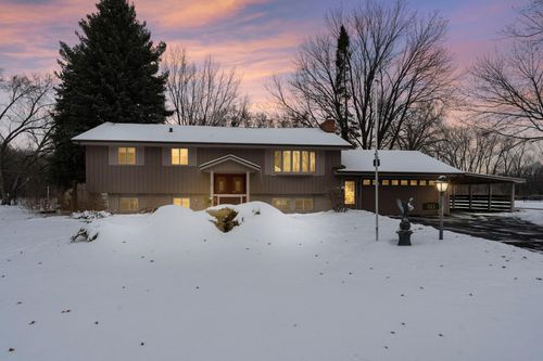 663 91st Ave Ne, Blaine, MN, 55434-2402 | Card Image