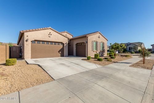 3822 W Buist Ave, Laveen, AZ, 85339-1250 | Card Image