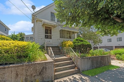 112 Page Ave, Lyndhurst, NJ, 07071-2613 | Card Image