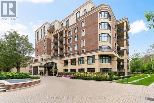 227-1900 Bayview Ave, Toronto, ON, M4G0A6 | Card Image