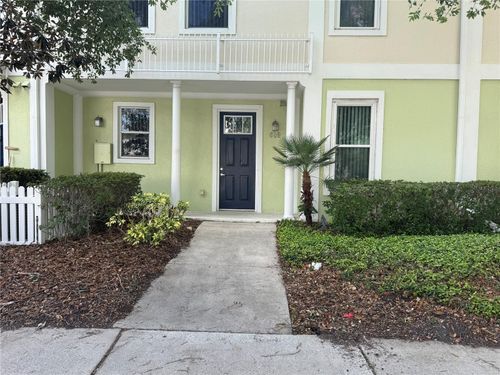 609 Cornerstone Dr, Kissimmee, FL, 34744-5944 | Card Image