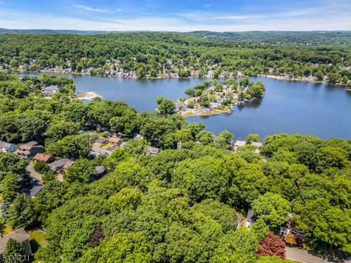 28 Longview Trl, Denville, NJ, 07834 | Card Image