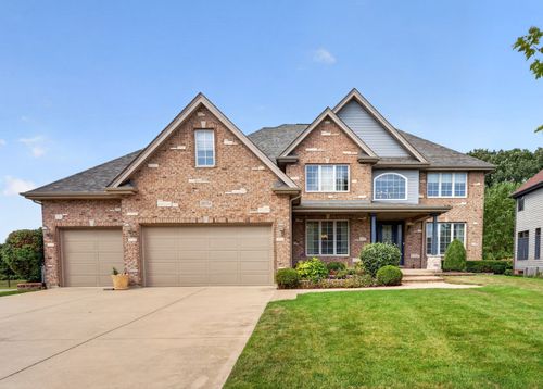 21052 S States Ln, Shorewood, IL, 60404-8188 | Card Image