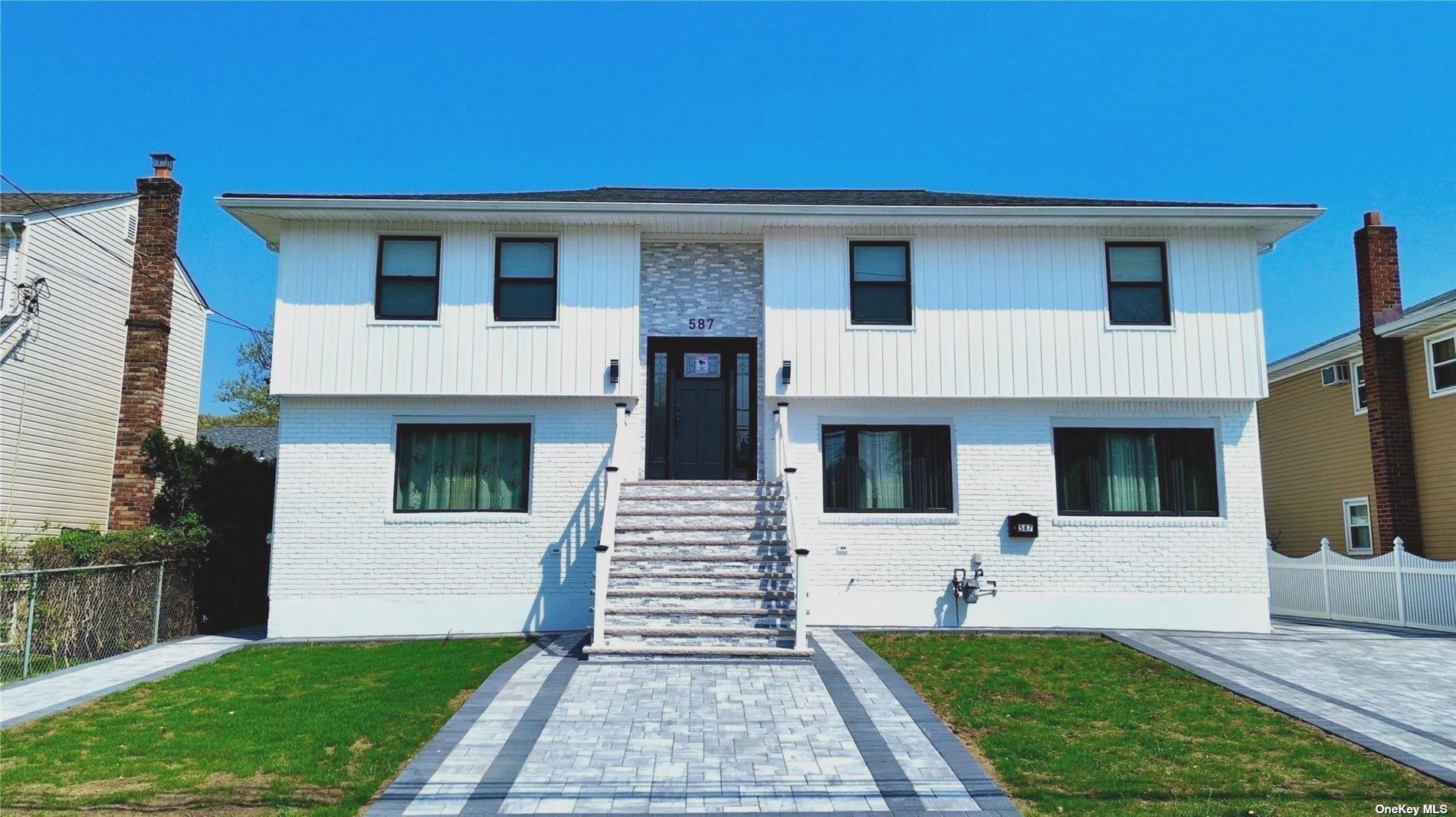 Oakley Ave, Elmont, NY 11003