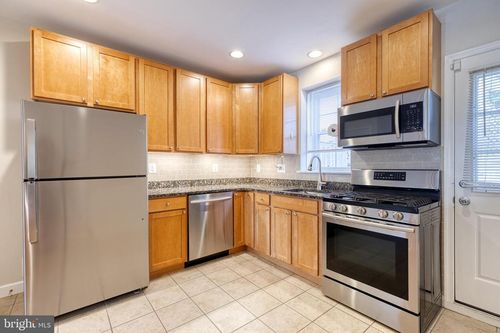 3638 Keswick Rd, BALTIMORE, MD, 21211-2534 | Card Image