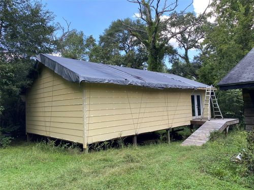 17027 Red Oak Dr, Plantersville, TX, 77363-7777 | Card Image
