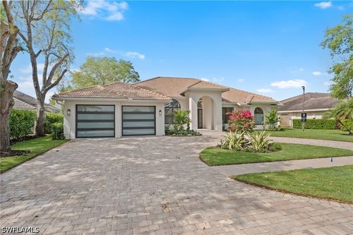 207 Monterey Dr, NAPLES, FL, 34119-4621 | Card Image