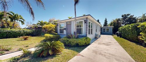 432 Nw 103rd St, Miami, FL, 33150-1459 | Card Image