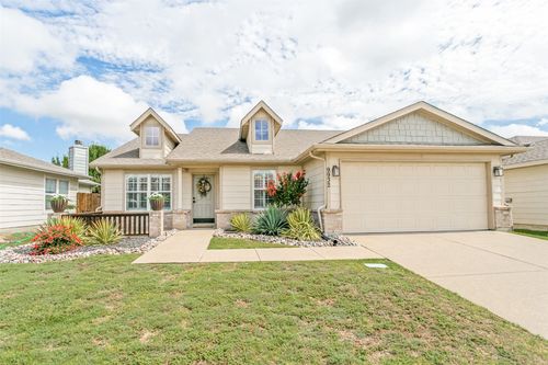 9932 George Washington Dr, Mckinney, TX, 75072-5726 | Card Image