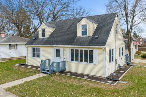 904 Seymour St, Reedsburg, WI, 53959-1357 | Card Image