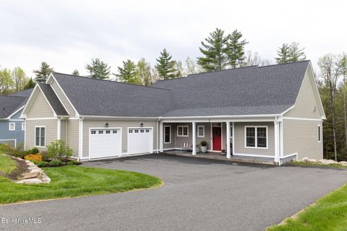 7 Thrushwood Ln, Great Barrington, MA, 01230-8912 | Card Image