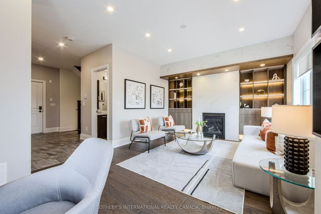 21 Sir Frederick Banting Way, Condo with 3 bedrooms, 5 bathrooms and 2 parking in Unionville ON | Image 4