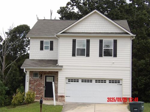 240 Sugar Maple Dr, Cornelia, GA, 30531-2743 | Card Image