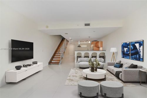 apt-142-2950 Ne 188th St, Aventura, FL, 33180-2741 | Card Image